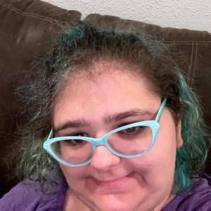 Meet your Posher, Clarissa